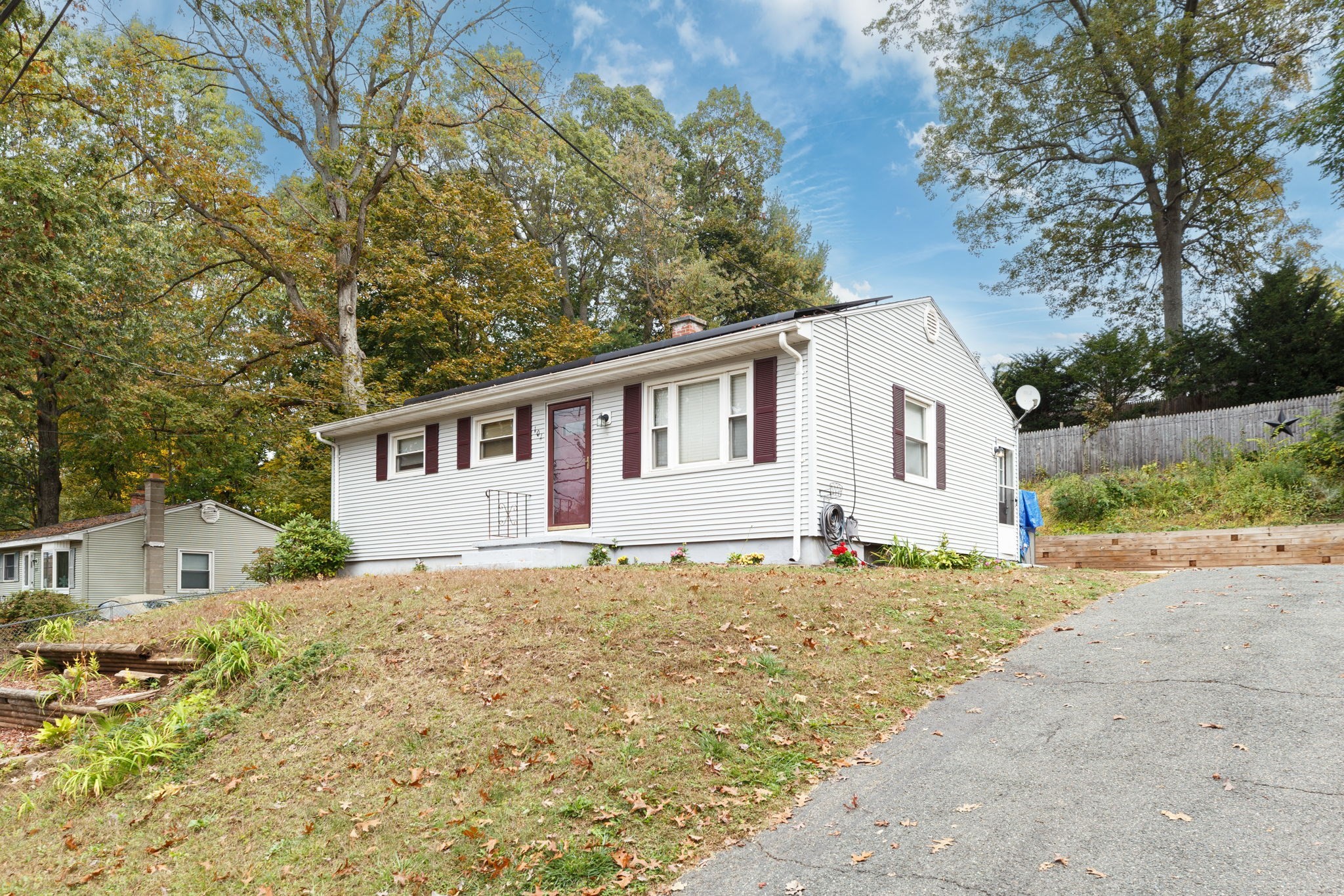 101 Regal St, Springfield, MA 01118 - Image 2