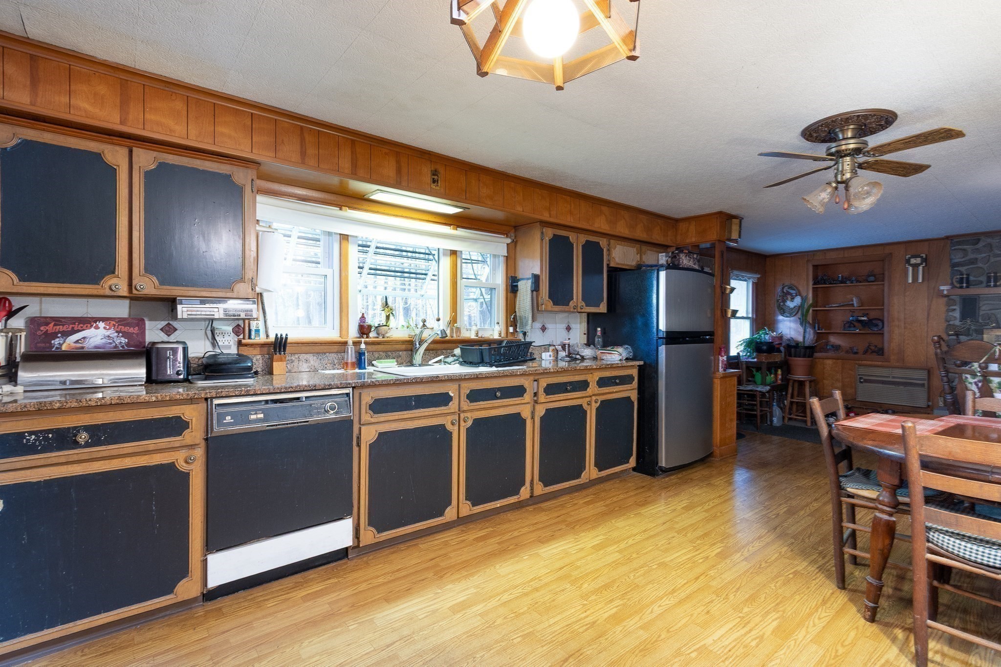 216 Fiske St, Southbridge, MA 01550 - Image 12