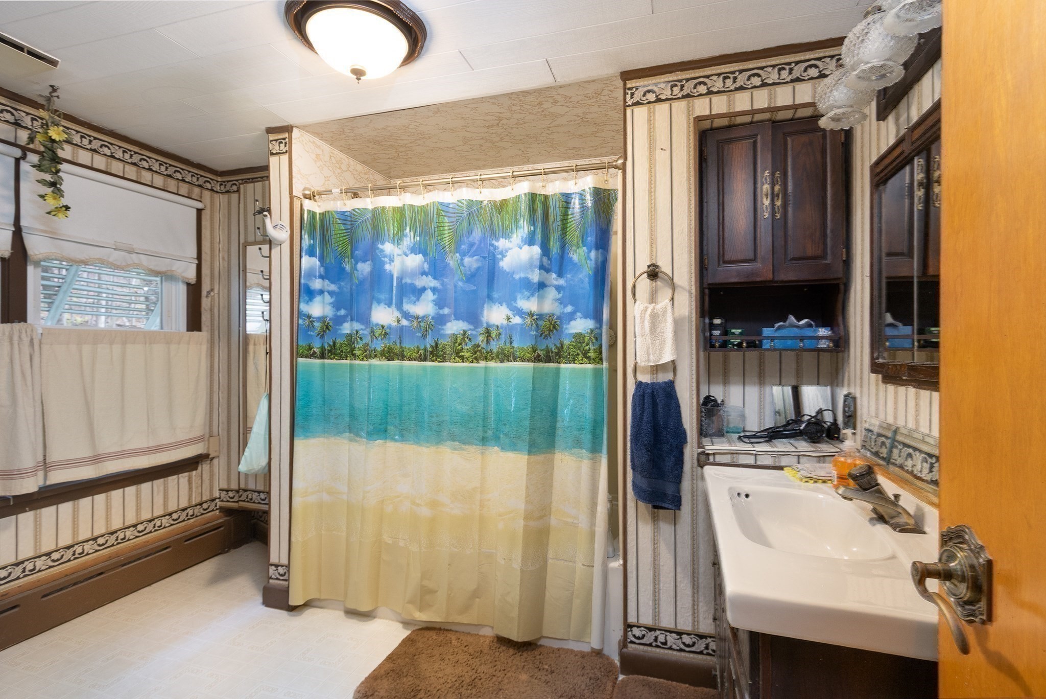 216 Fiske St, Southbridge, MA 01550 - Image 17