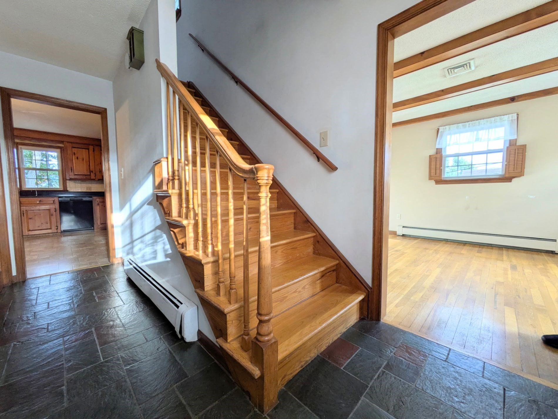 34 Leeds Ter, Lawrence, MA 01843 - Image 14