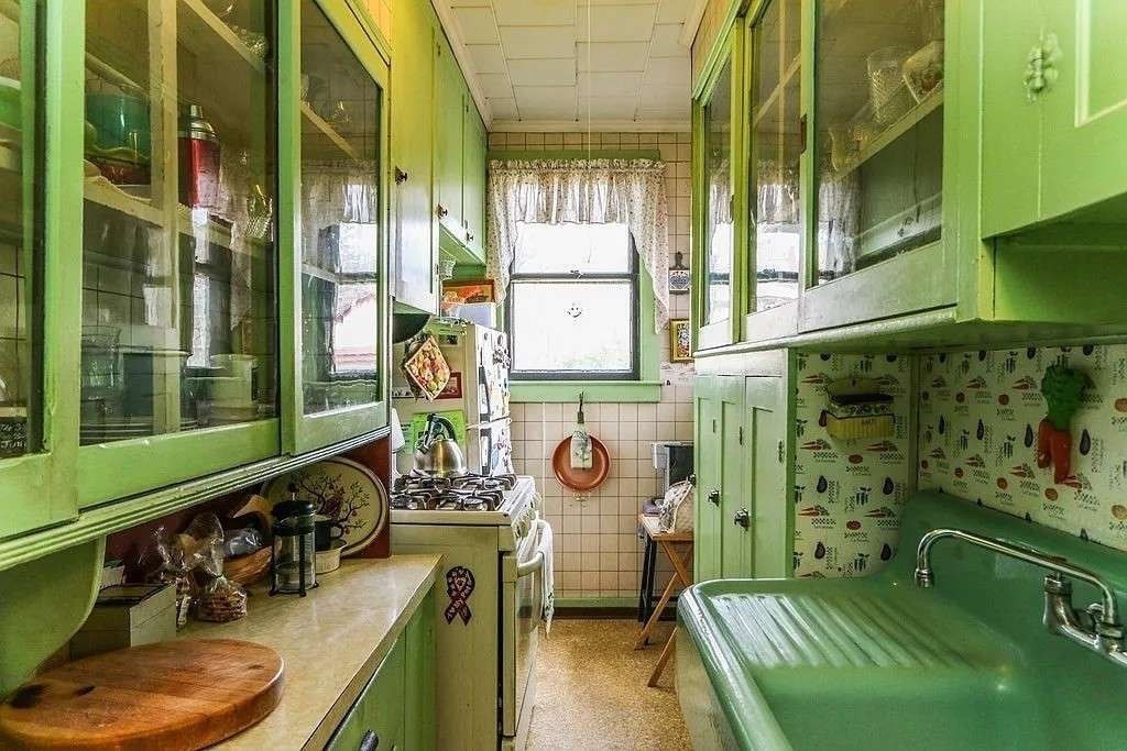 65 Firglade Ave, Springfield, MA 01108 - Image 13