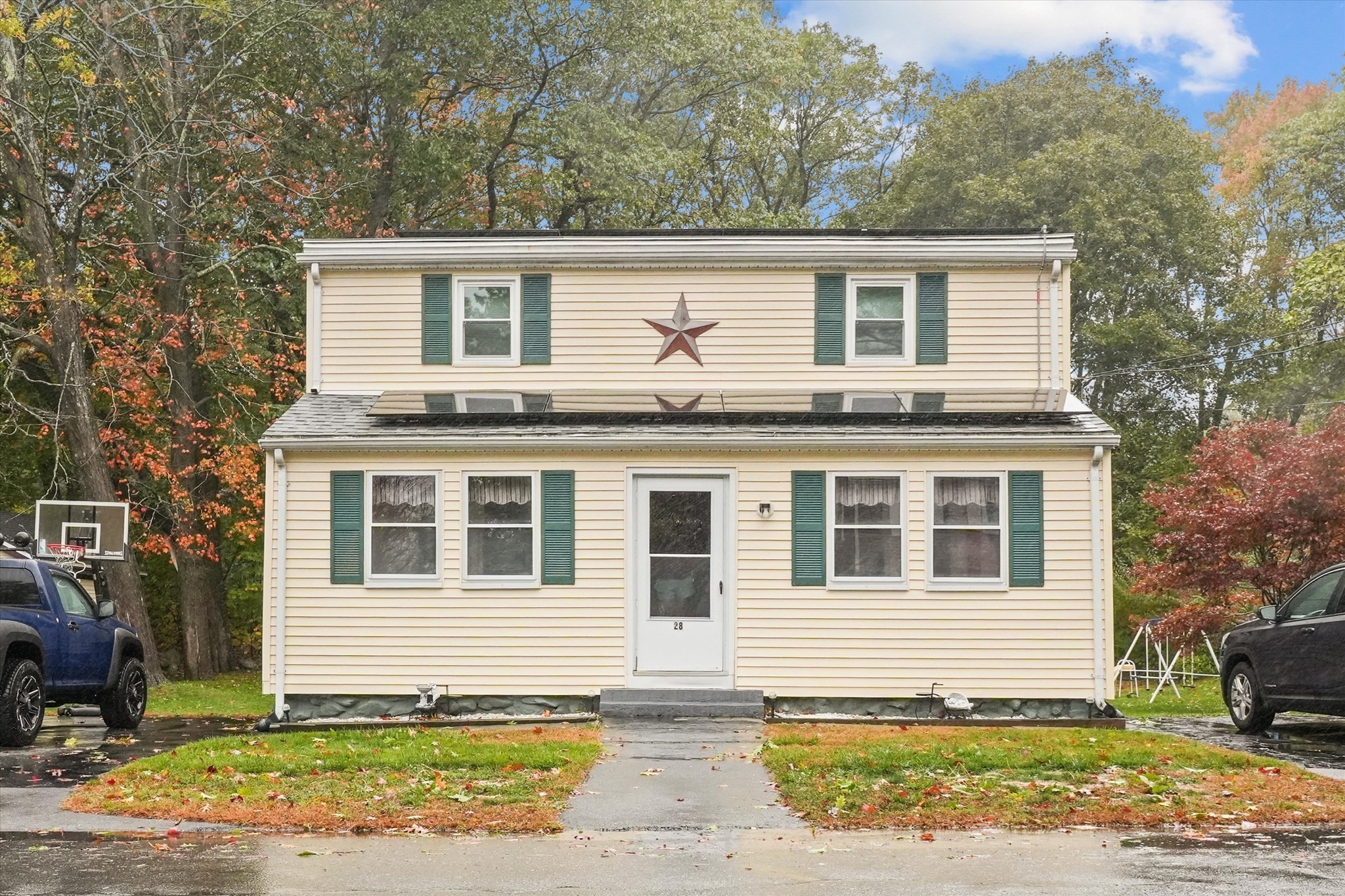 28 Lennon St, Gardner, MA 01440 - Image 1