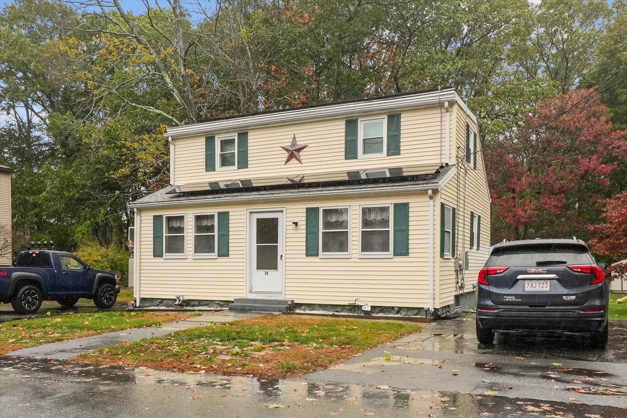 28 Lennon St, Gardner, MA 01440 - Image 2