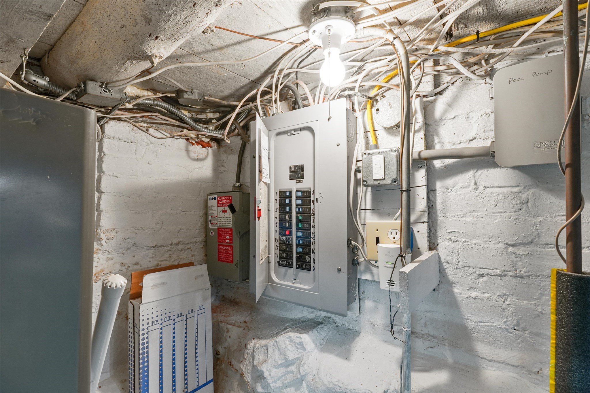 28 Lennon St, Gardner, MA 01440 - Image 23