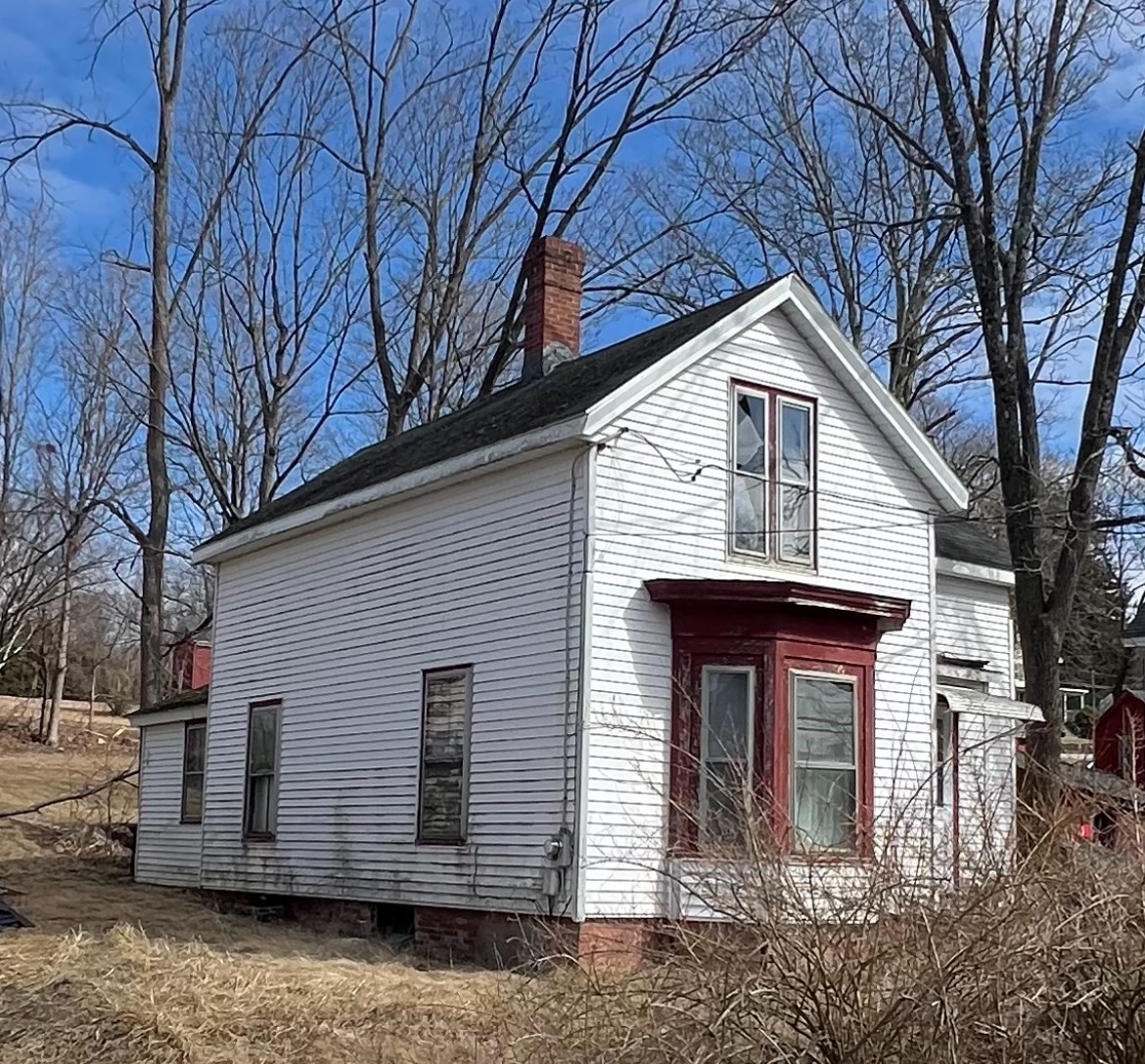 10 Green St, Brookfield, MA 01506 - Image 2