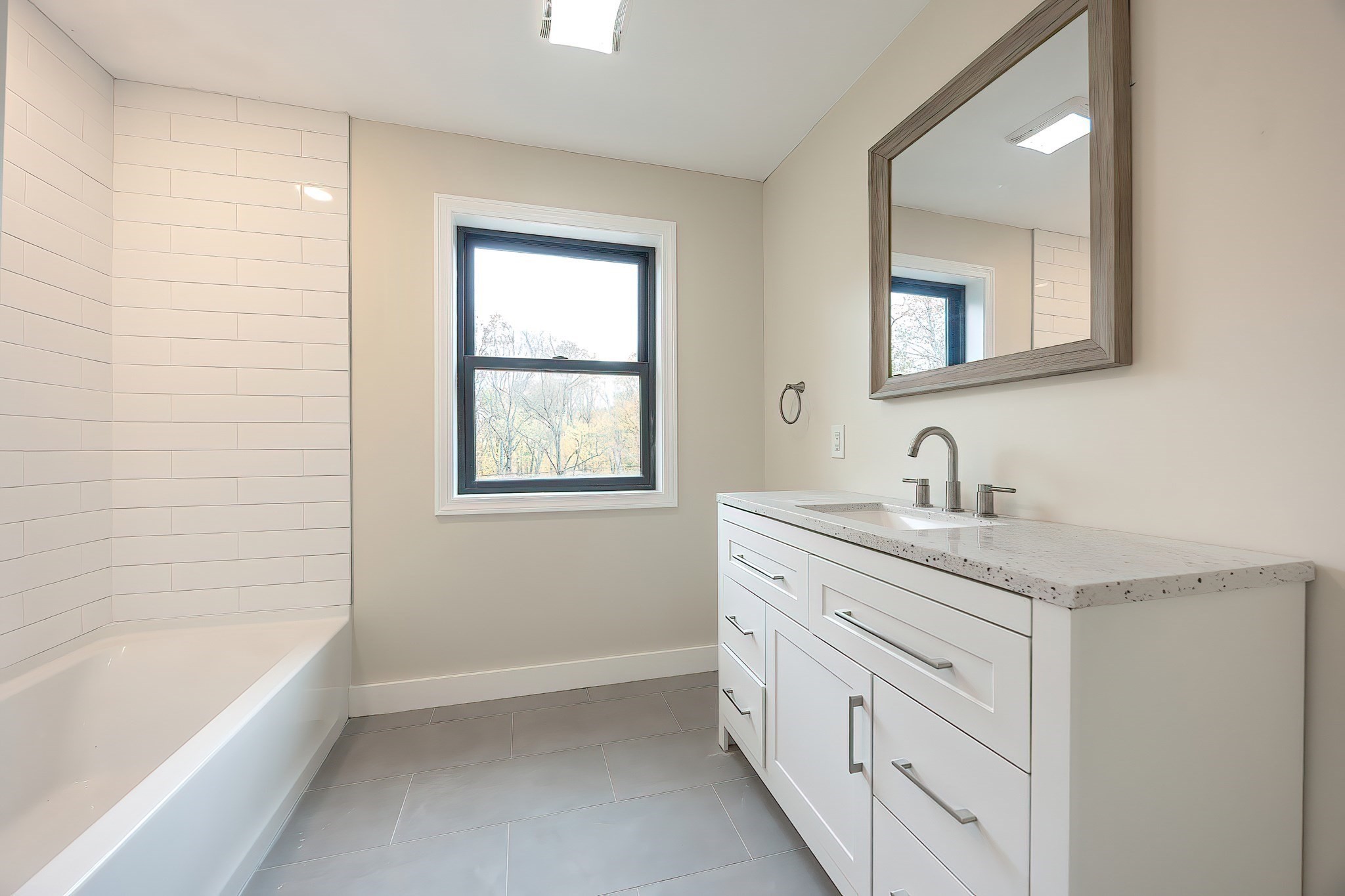 80 Margerie St, Haverhill, MA 01830 - Image 16