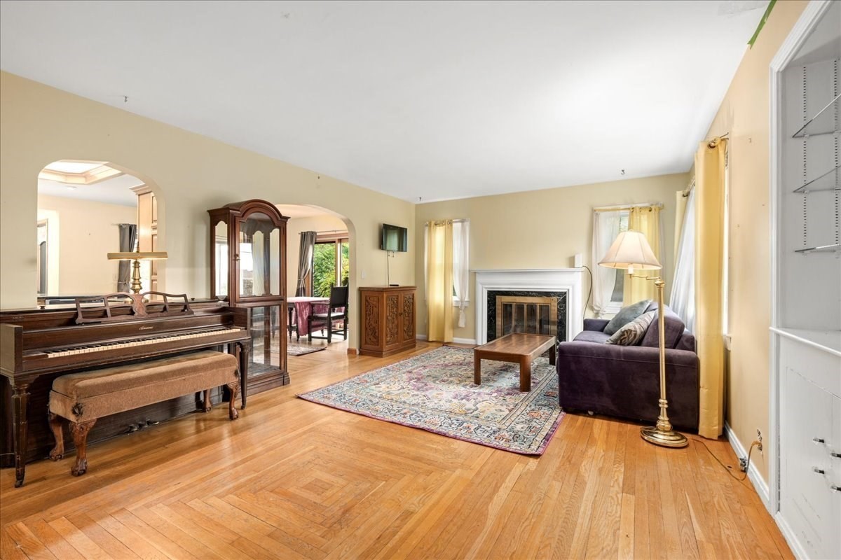 200 East St, South Hadley, MA 01075 - Image 2