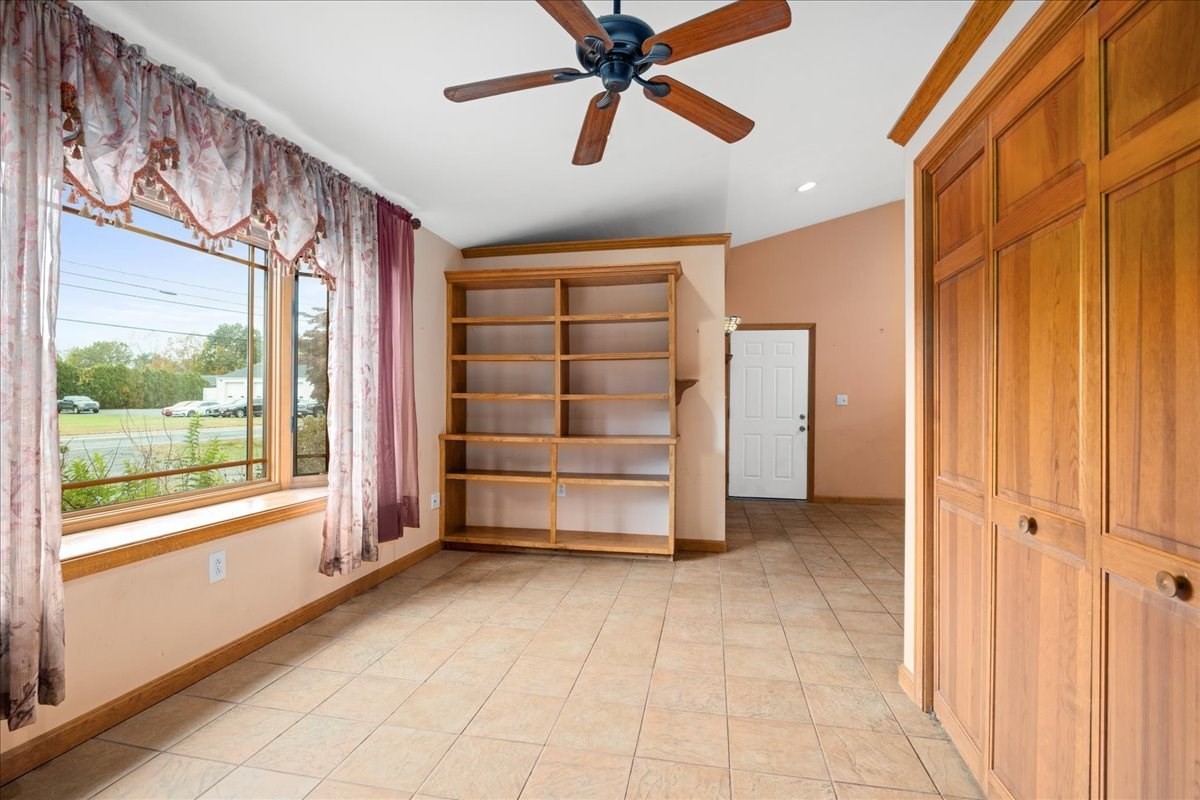 200 East St, South Hadley, MA 01075 - Image 11