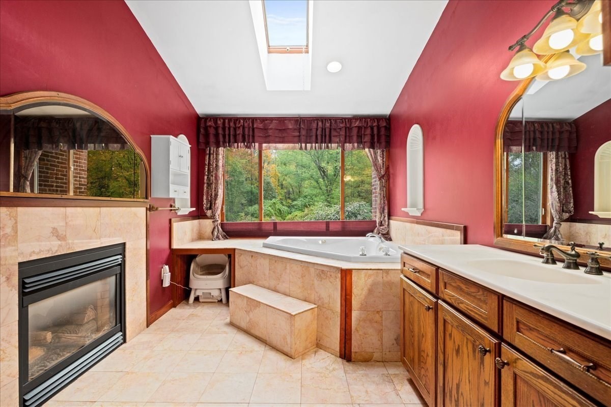 200 East St, South Hadley, MA 01075 - Image 18