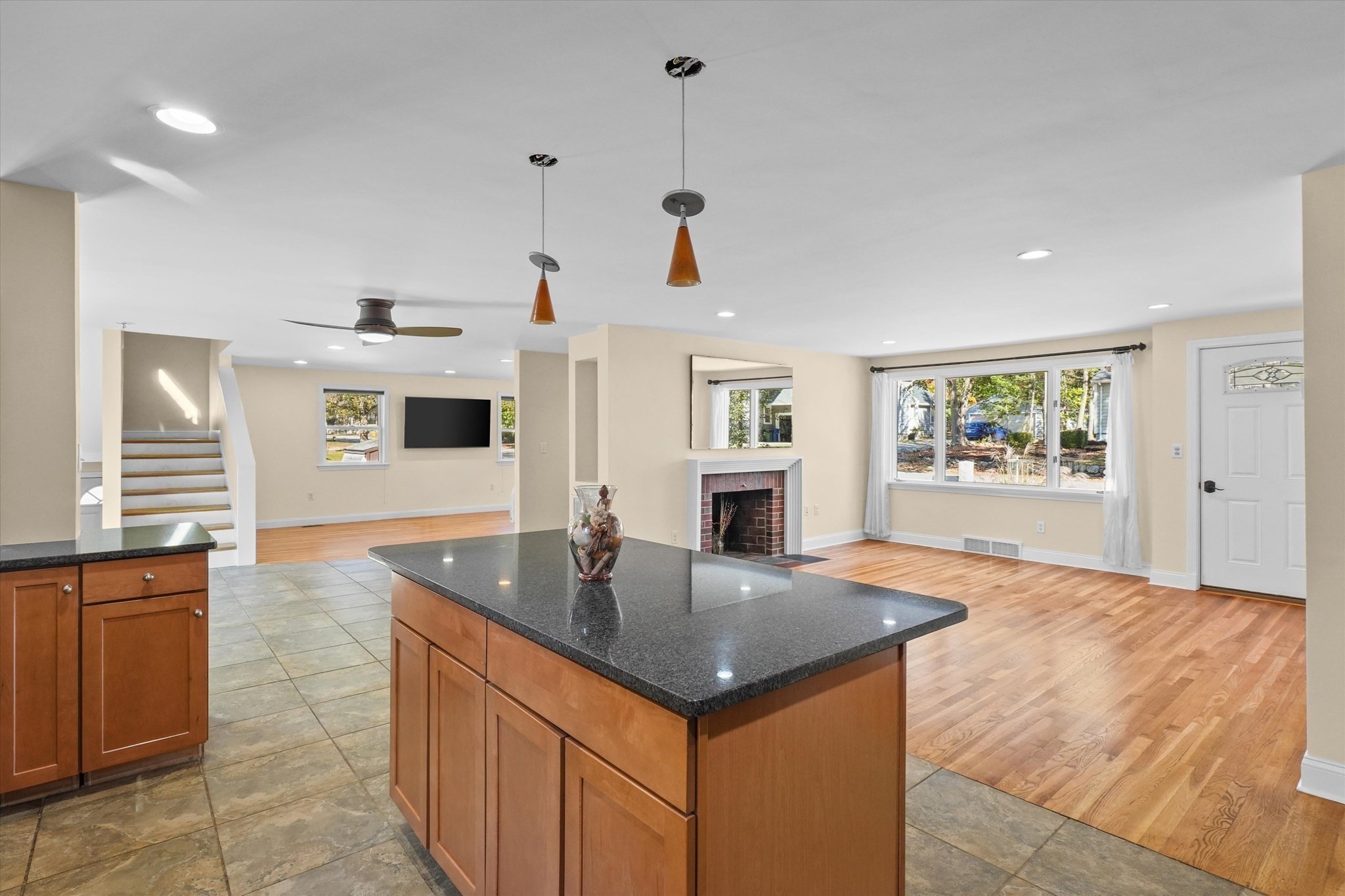 75 Border Road, Reading, MA 01867 - Image 4