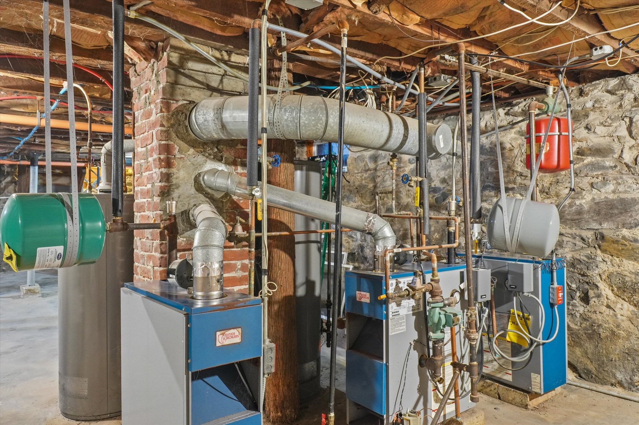 364 Lawrence St, Lawrence, MA 01841 - Image 17