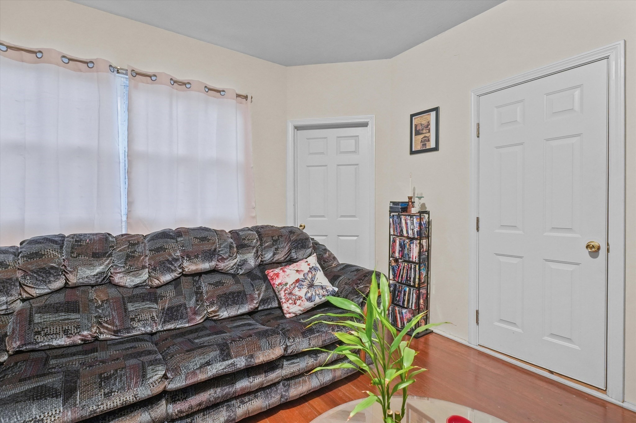 364 Lawrence St, Lawrence, MA 01841 - Image 3