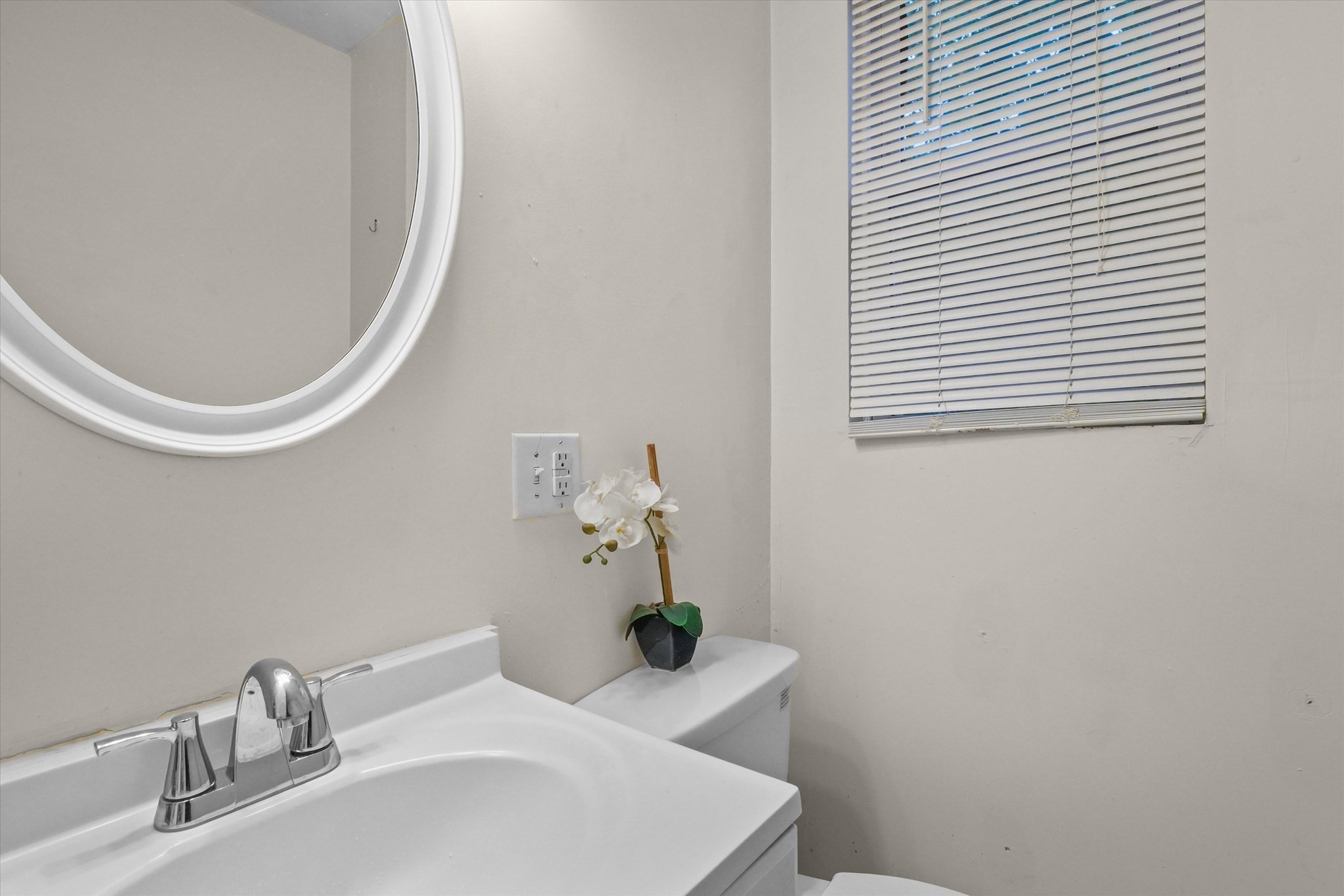 364 Lawrence St, Lawrence, MA 01841 - Image 6