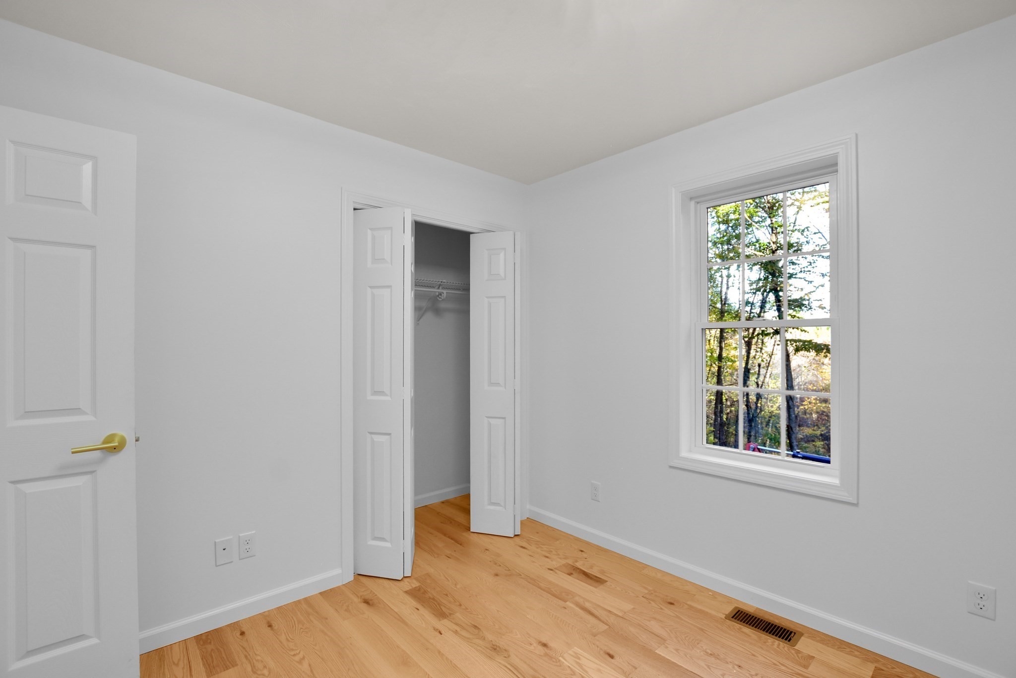 76 Number 6 Schoolhouse Rd, Charlton, MA 01507 - Image 8