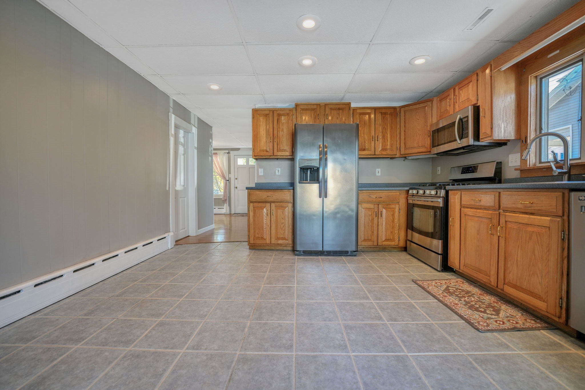 81 Sylvia St, New Bedford, MA 02745 - Image 12