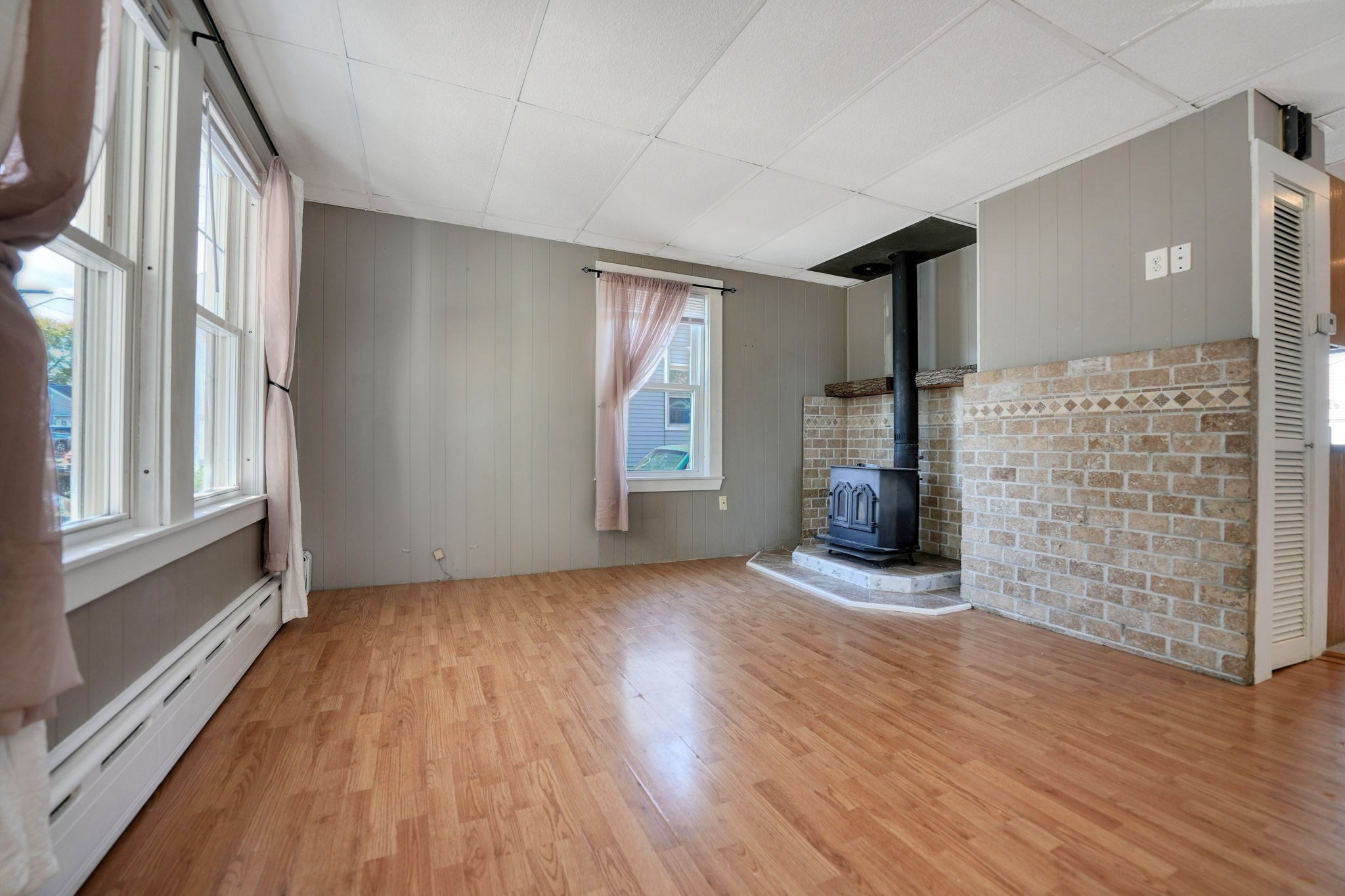 81 Sylvia St, New Bedford, MA 02745 - Image 8