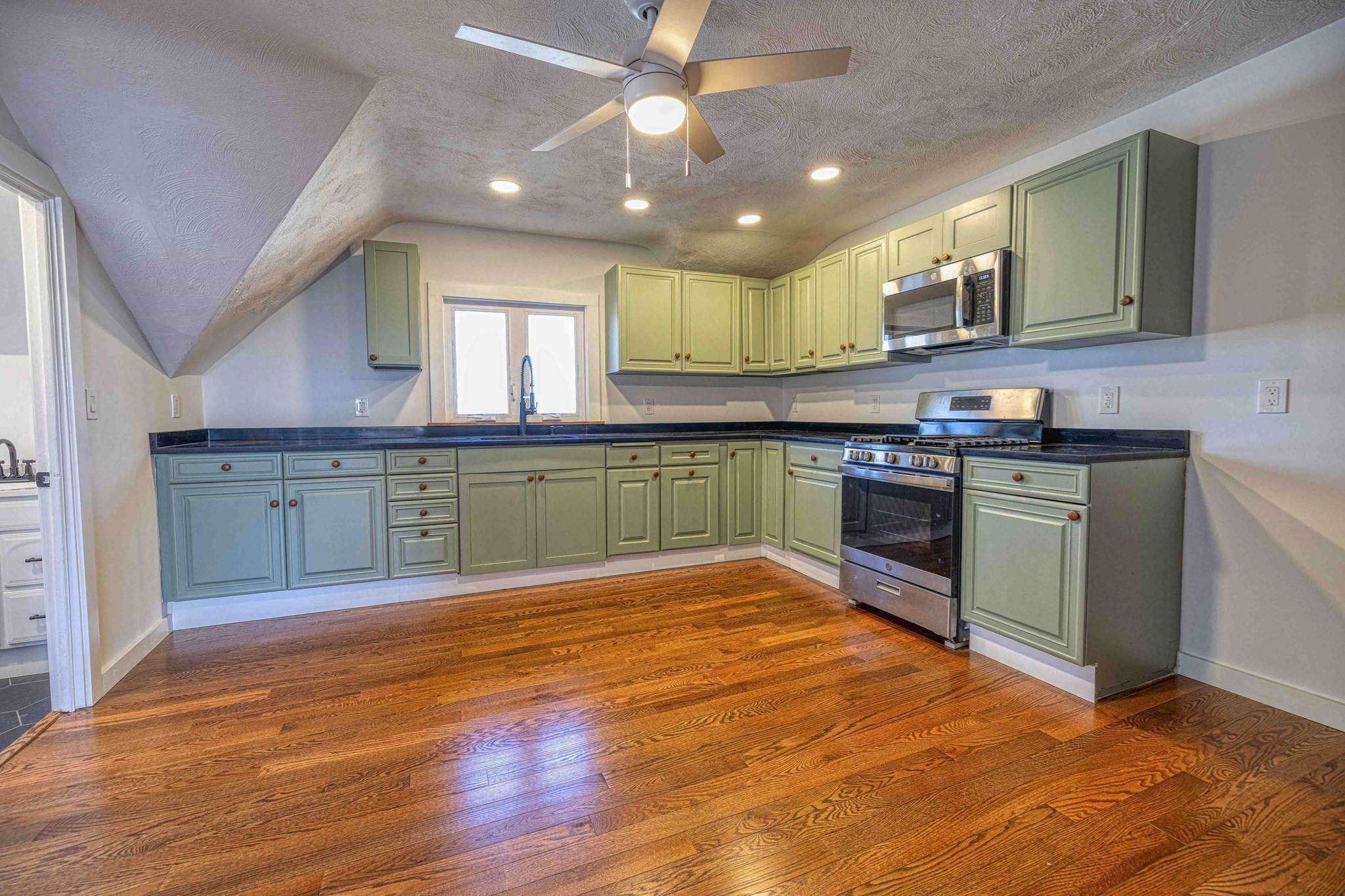 1273 S Main St, Fall River, MA 02724 - Image 5