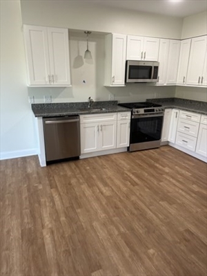 10 Franklin, Apt 403