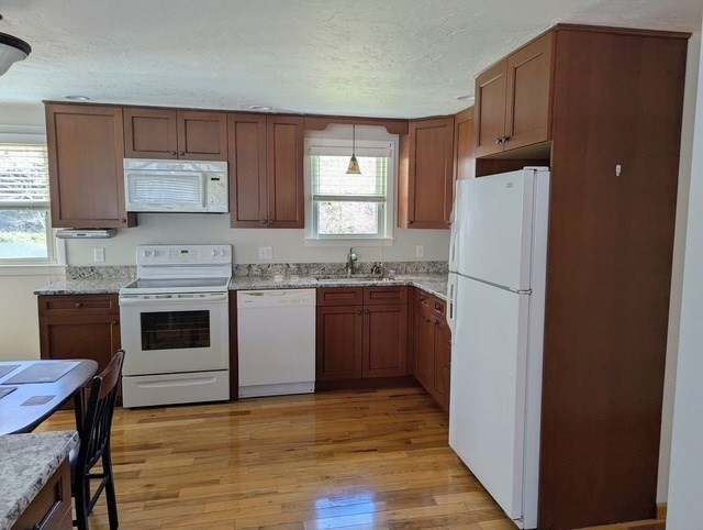 7 Pleasant St, Grafton, MA 01519 - Image 9