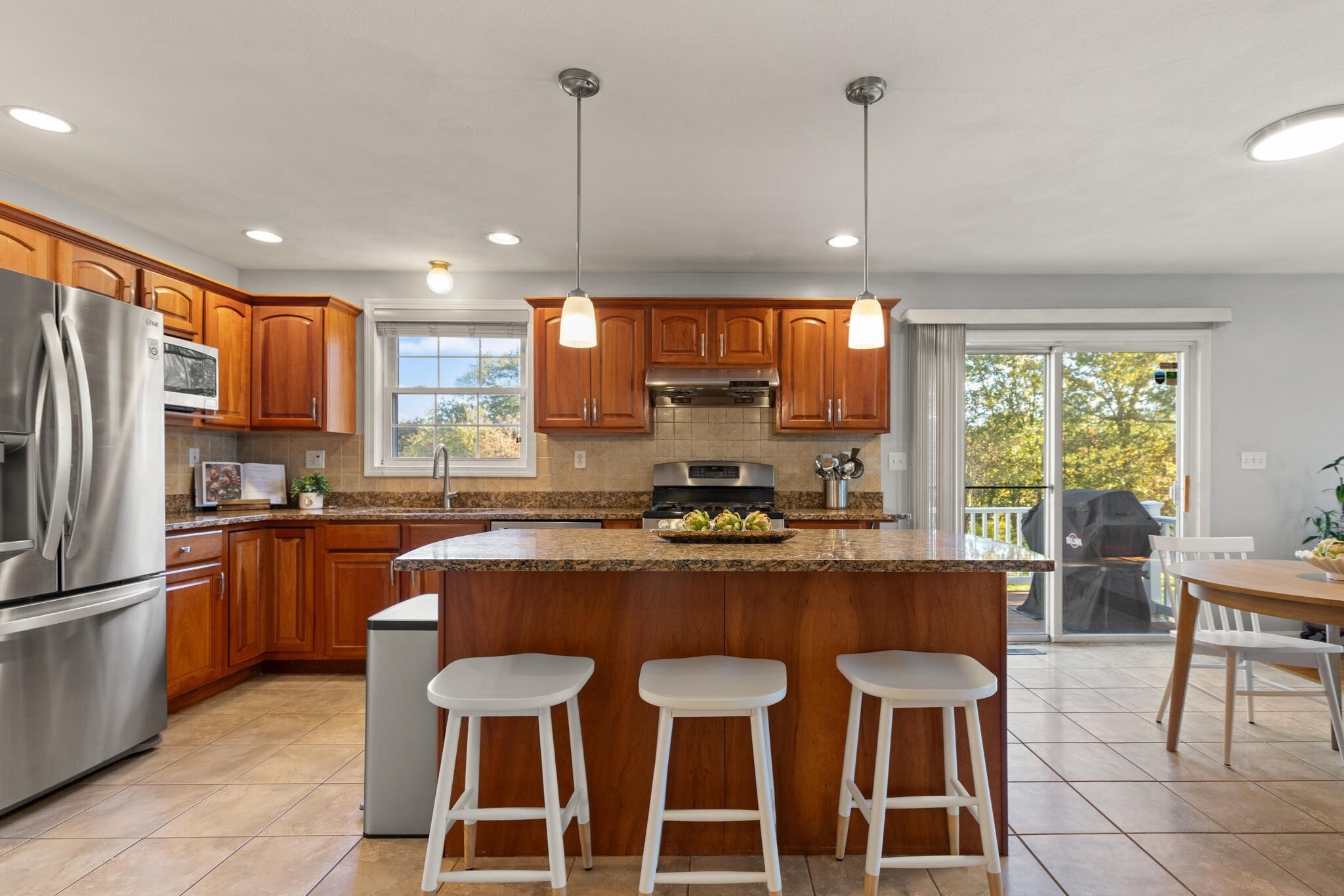 7 Dempsey Way, Westford, MA 01886 - Image 3