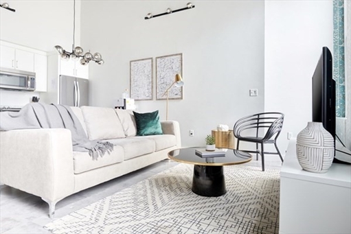 630 Washington, Apt 406