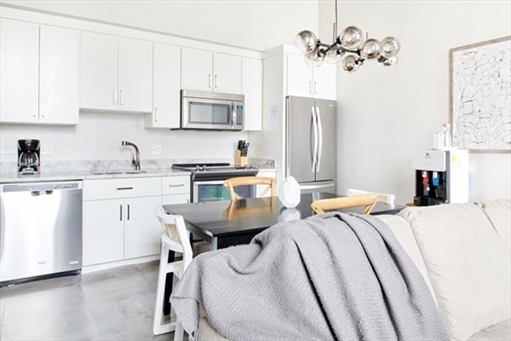 630 Washington, Apt 406