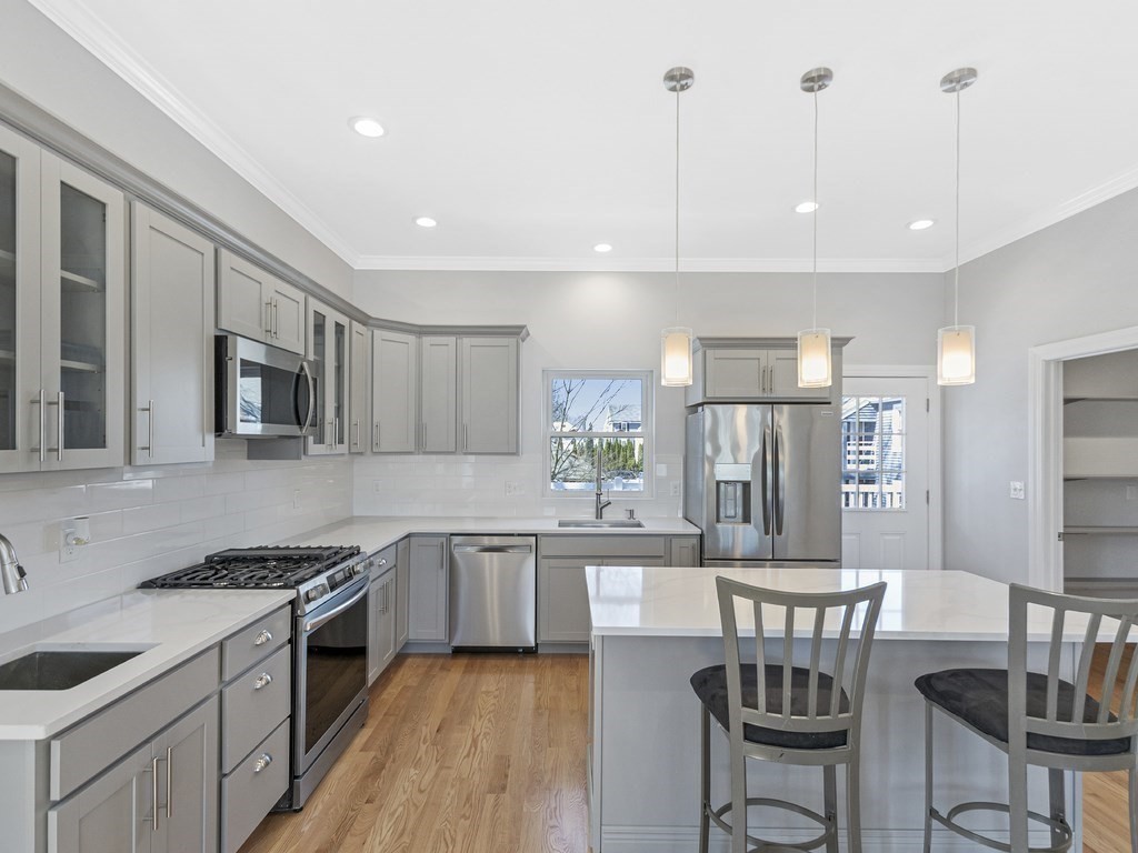 24 Tolman Street Unit A, Waltham, MA 02453 - Image 2