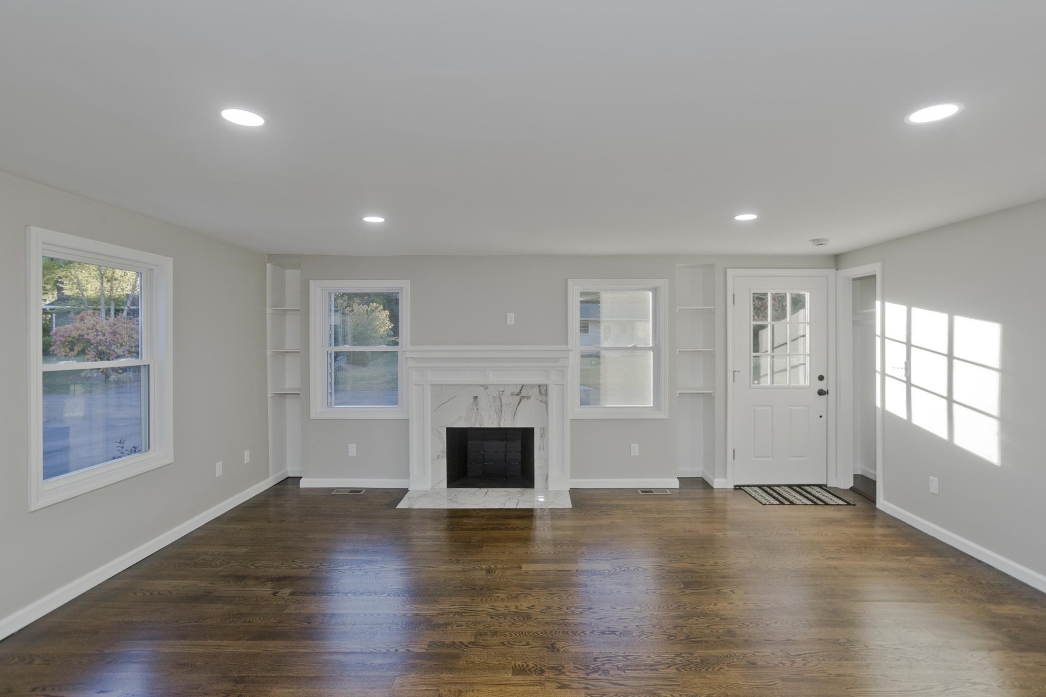 16 Locust St, Westfield, MA 01085 - Image 5