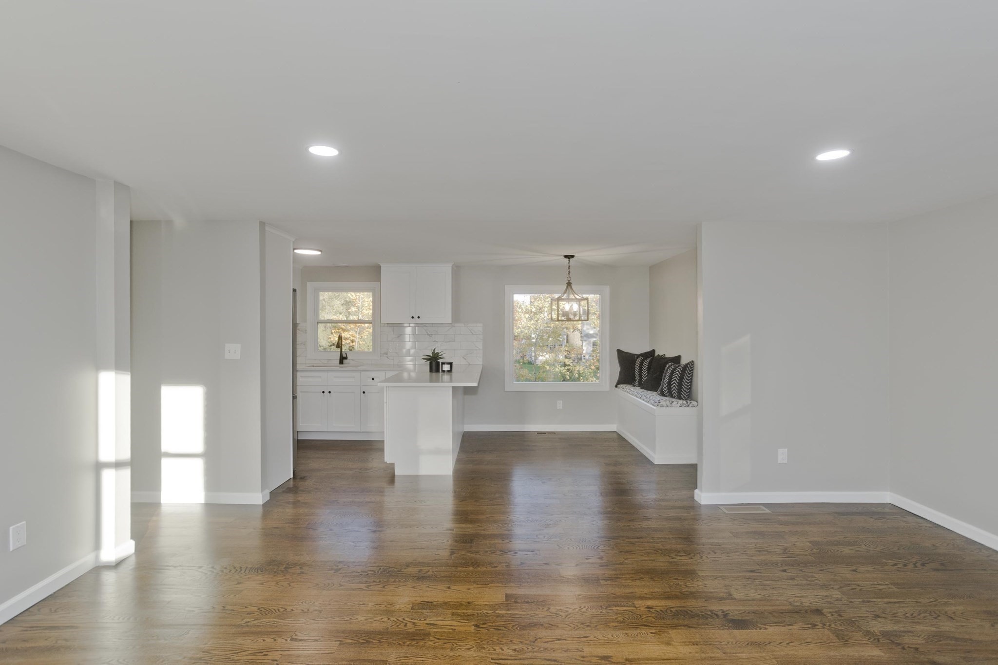 16 Locust St, Westfield, MA 01085 - Image 7