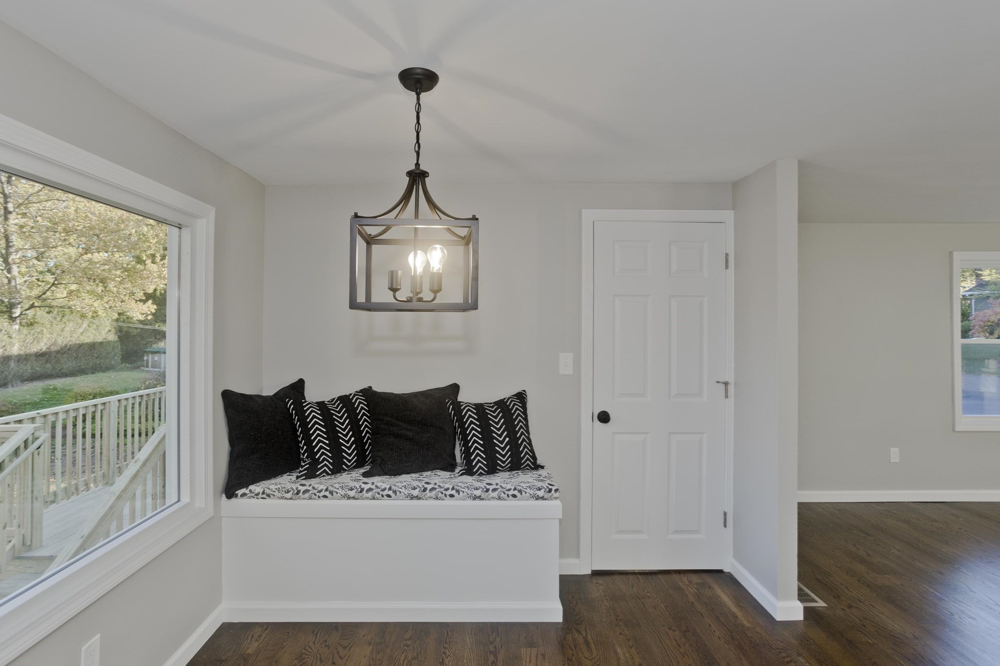 16 Locust St, Westfield, MA 01085 - Image 8