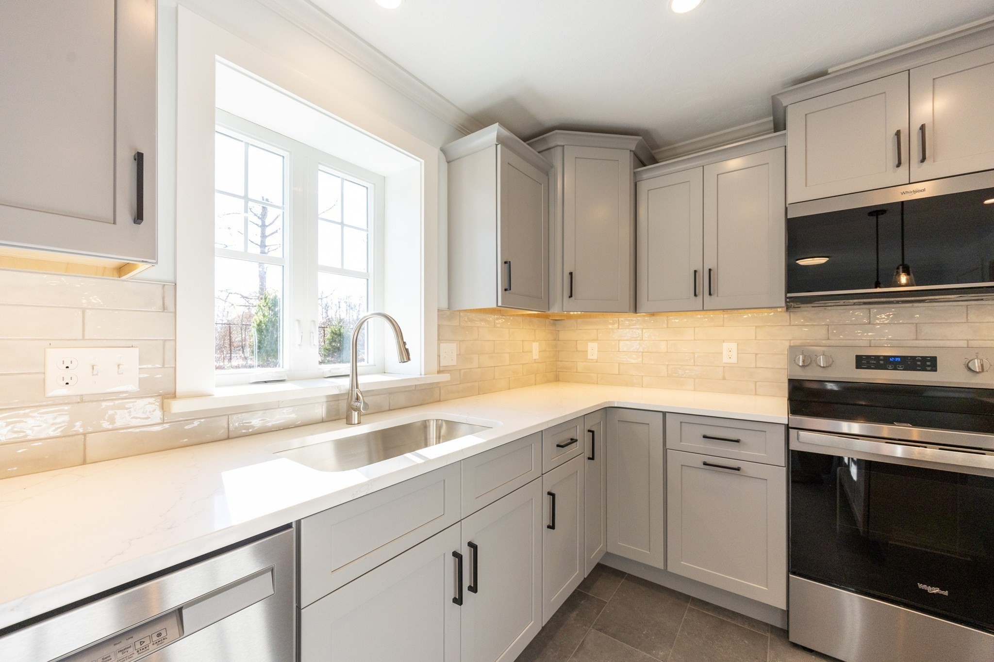 56 Baltic St Unit 56, Attleboro, MA 02703 - Image 14