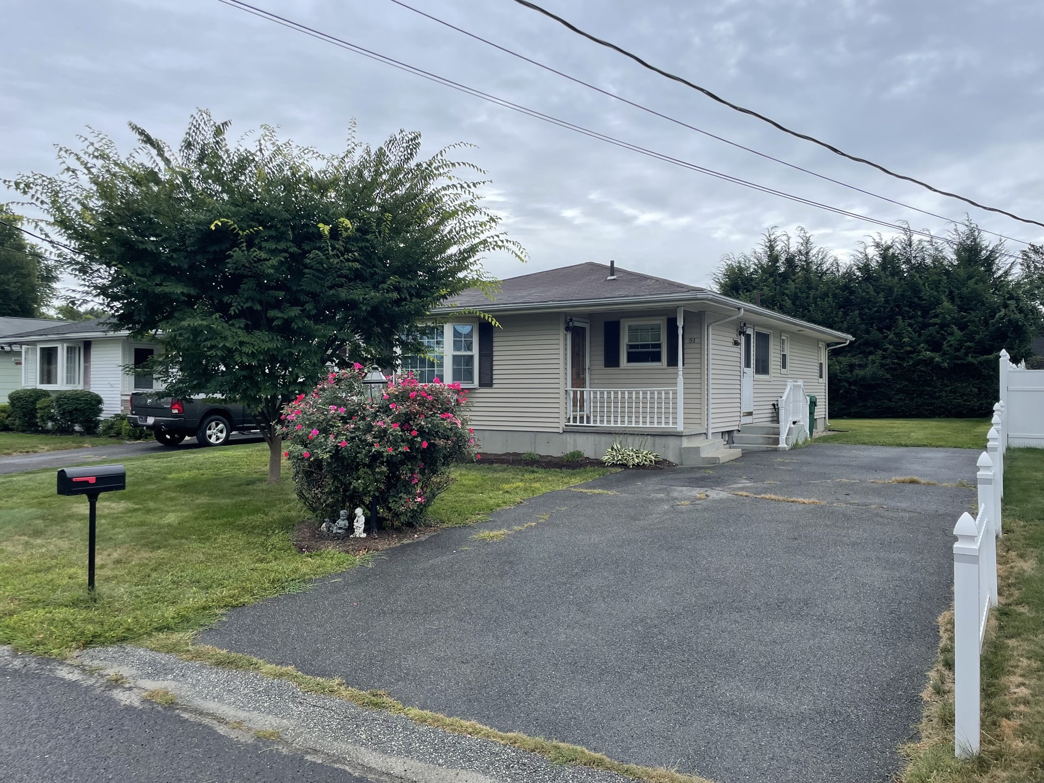 51 Beaumont Ave, Chicopee, MA 01013 - Image 2