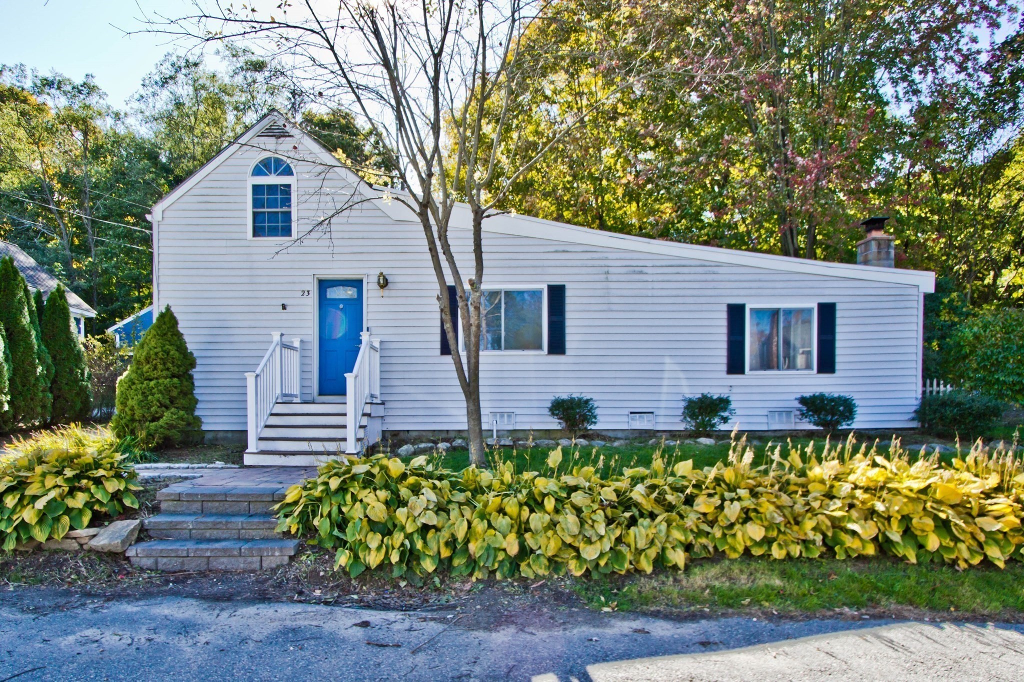 23 Chesley St, Millville, MA 01529 - Image 2