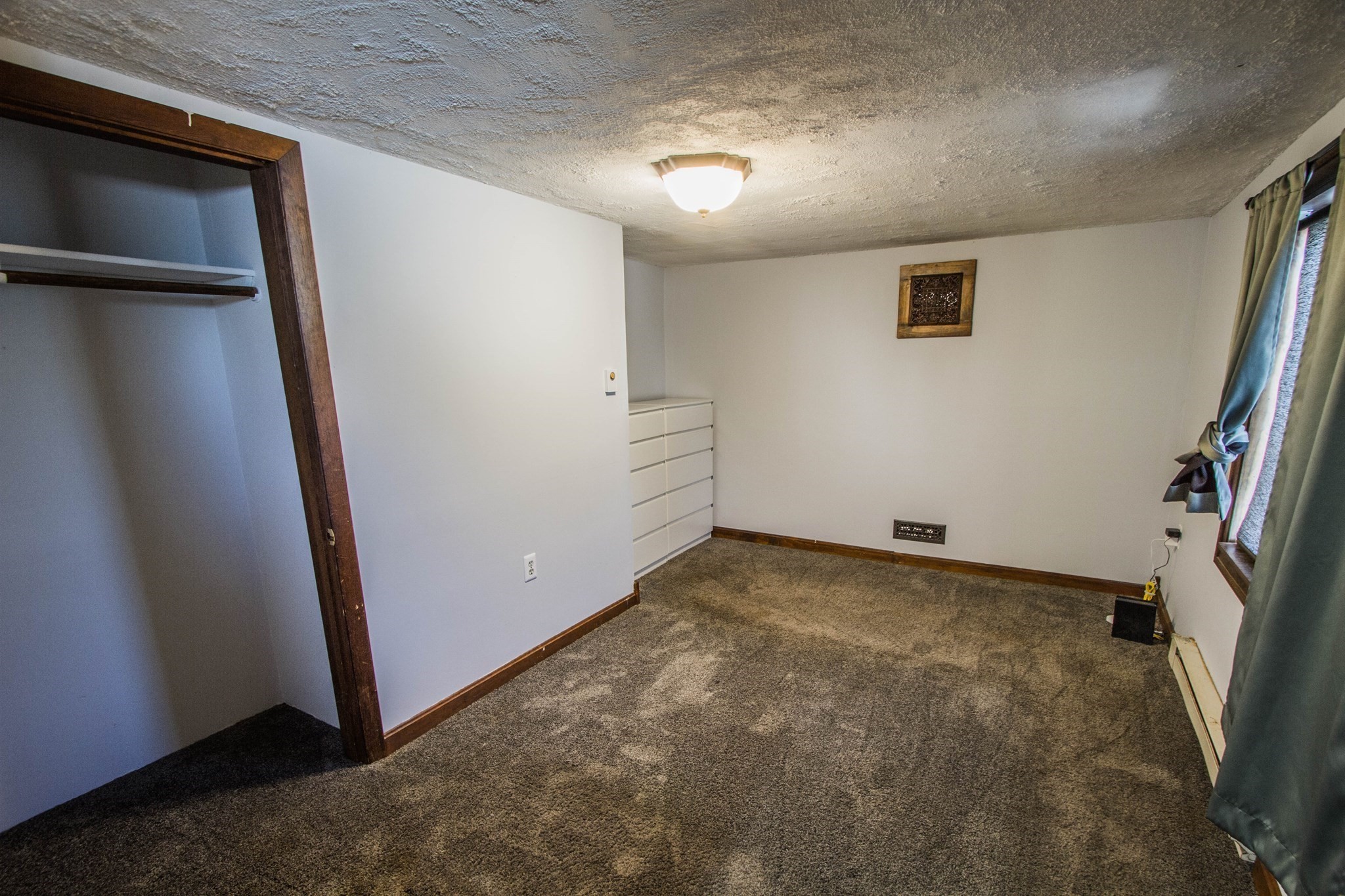 23 Chesley St, Millville, MA 01529 - Image 12