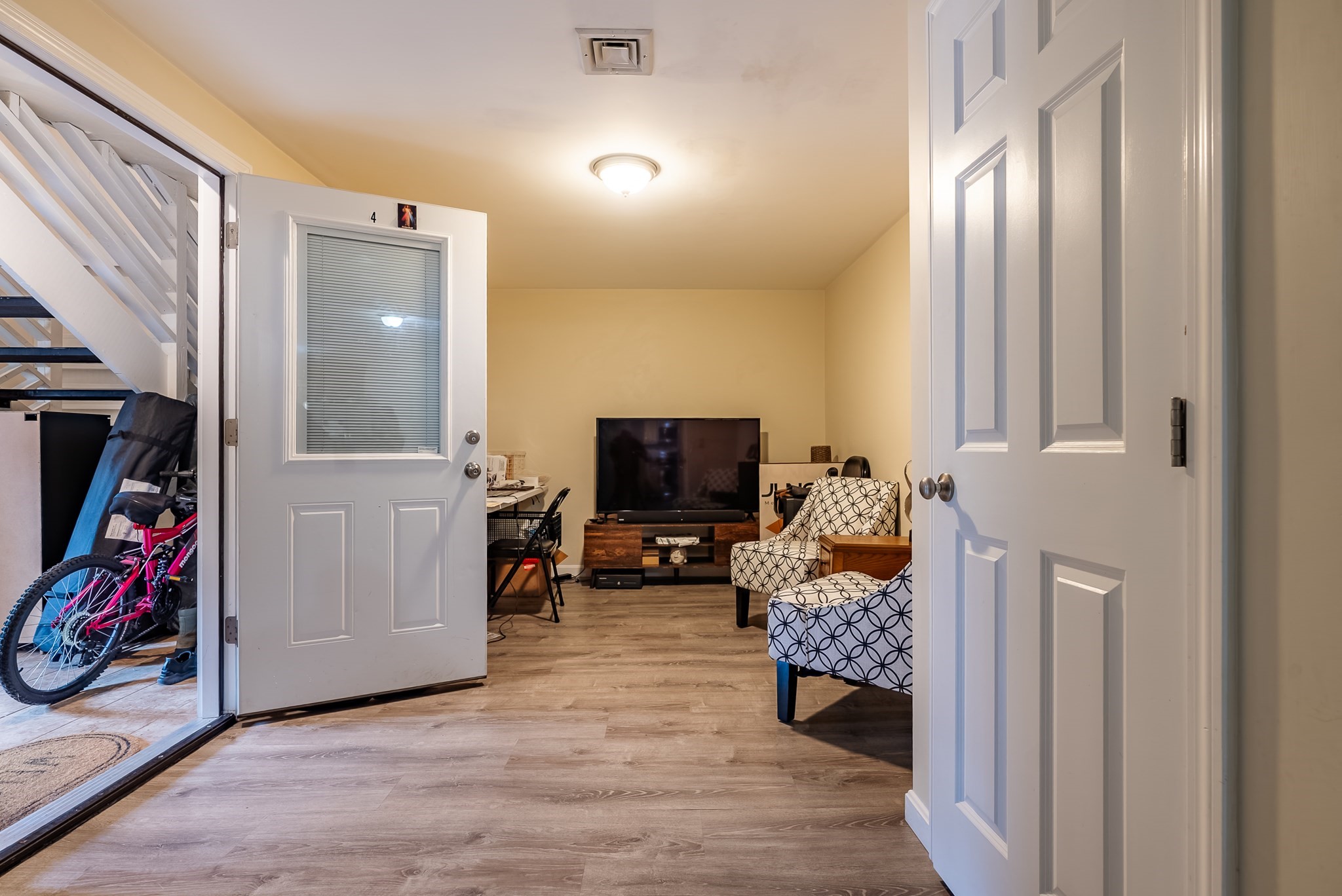 2352 Mendon Rd, Cumberland, RI 02864 - Image 18