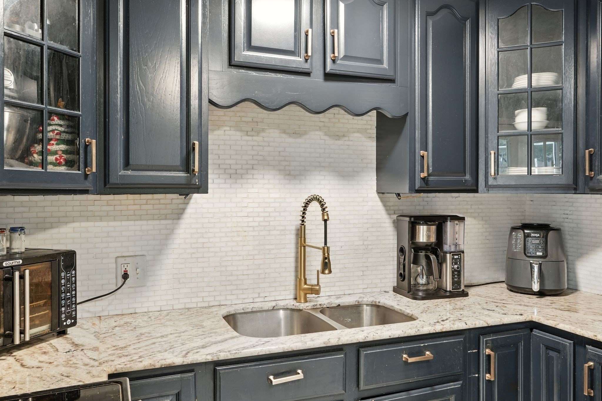 381 N Brook Rd, Springfield, MA 01119 - Image 12