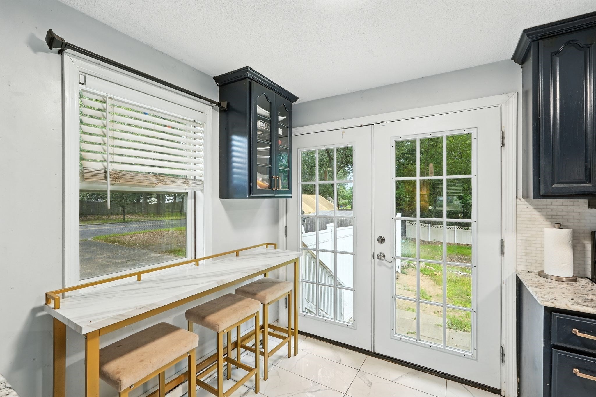 381 N Brook Rd, Springfield, MA 01119 - Image 17