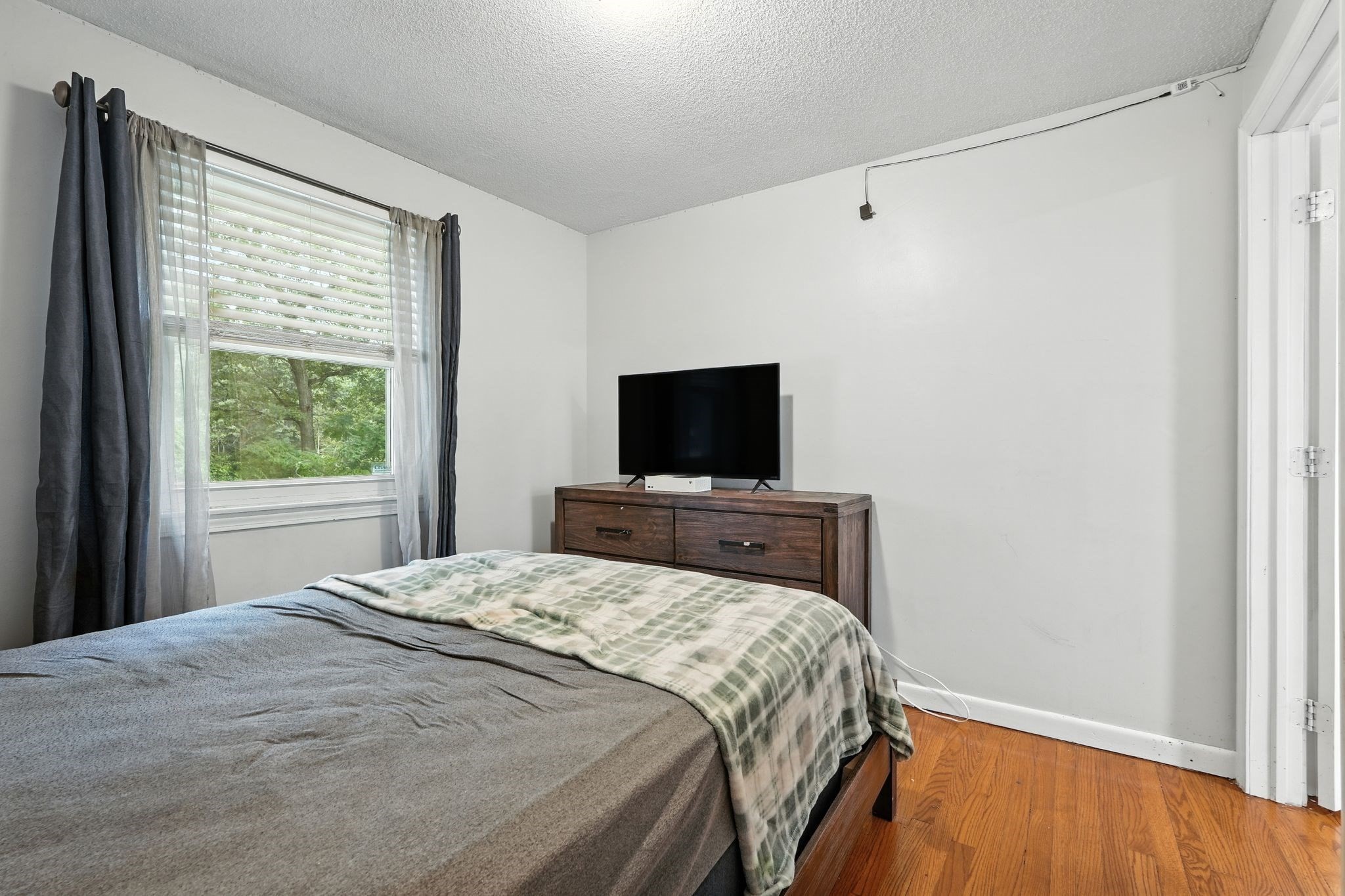 381 N Brook Rd, Springfield, MA 01119 - Image 20