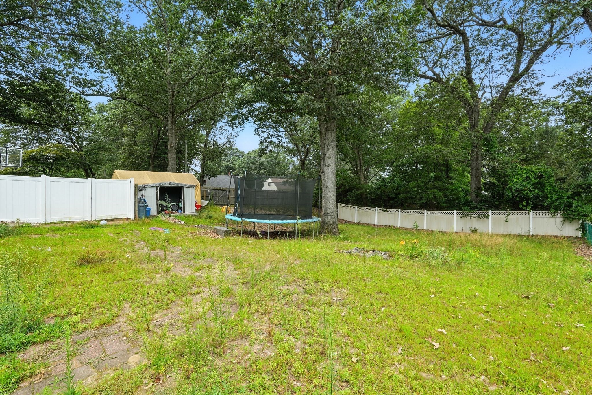 381 N Brook Rd, Springfield, MA 01119 - Image 30