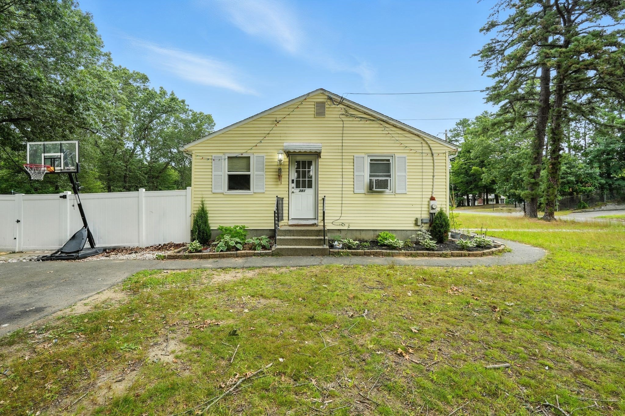 381 N Brook Rd, Springfield, MA 01119 - Image 31