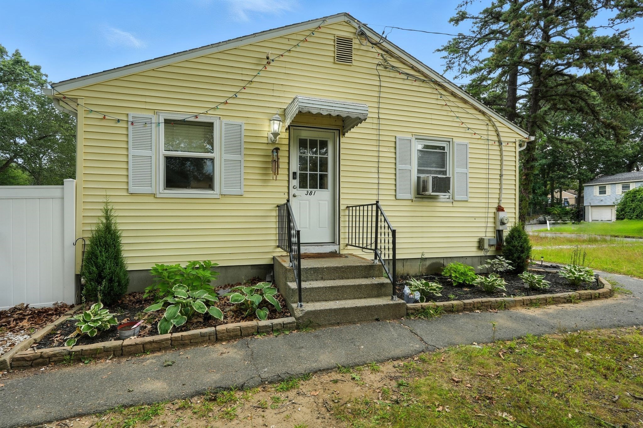 381 N Brook Rd, Springfield, MA 01119 - Image 33
