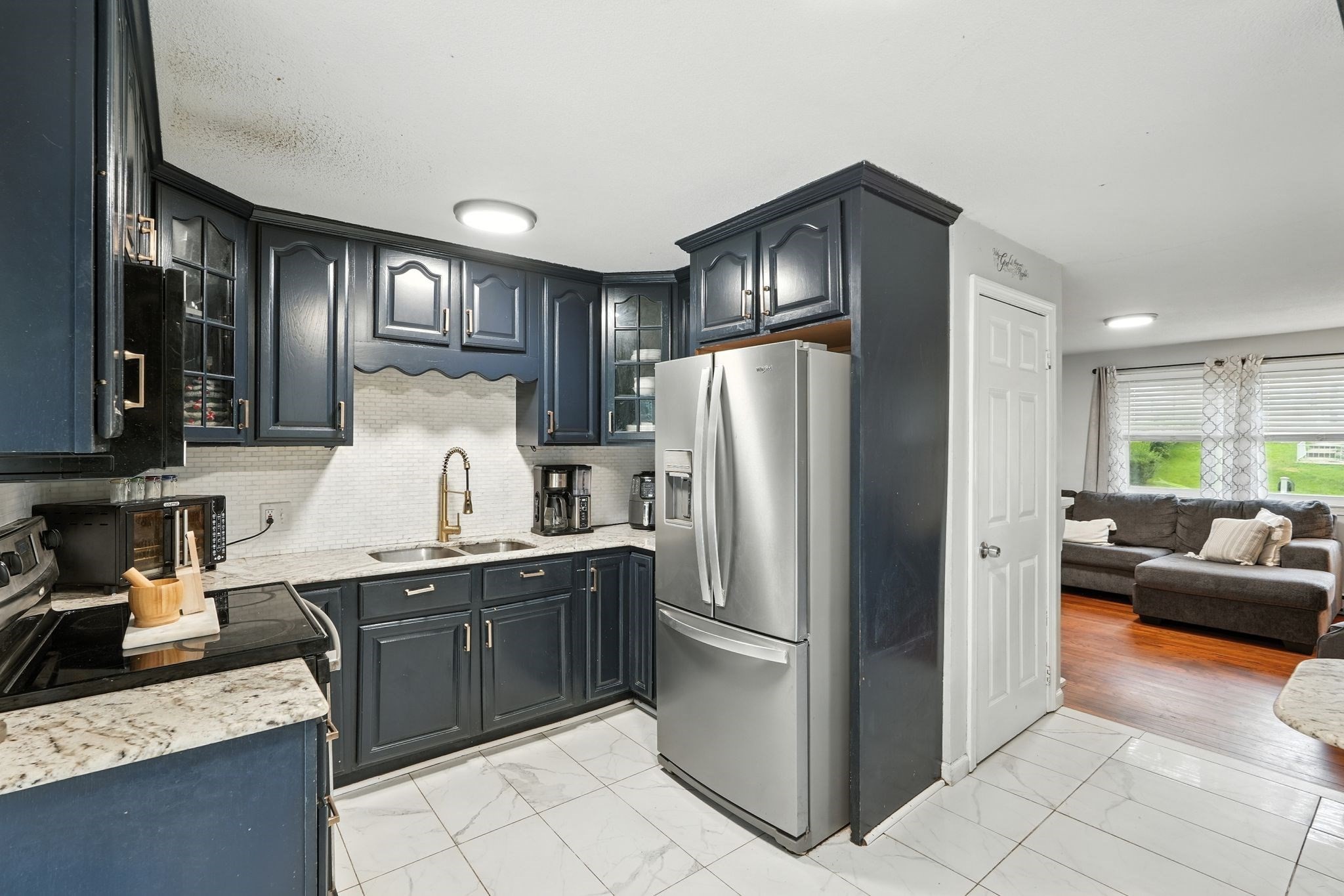 381 N Brook Rd, Springfield, MA 01119 - Image 10