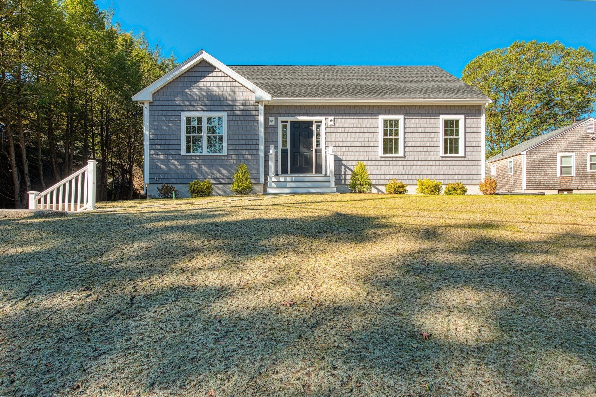 7 N Winnifred Rd, Brockton, MA 02301