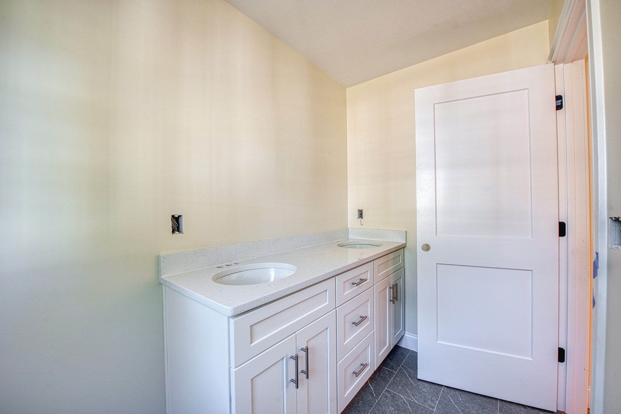 7 N Winnifred Rd, Brockton, MA 02301 - Image 27