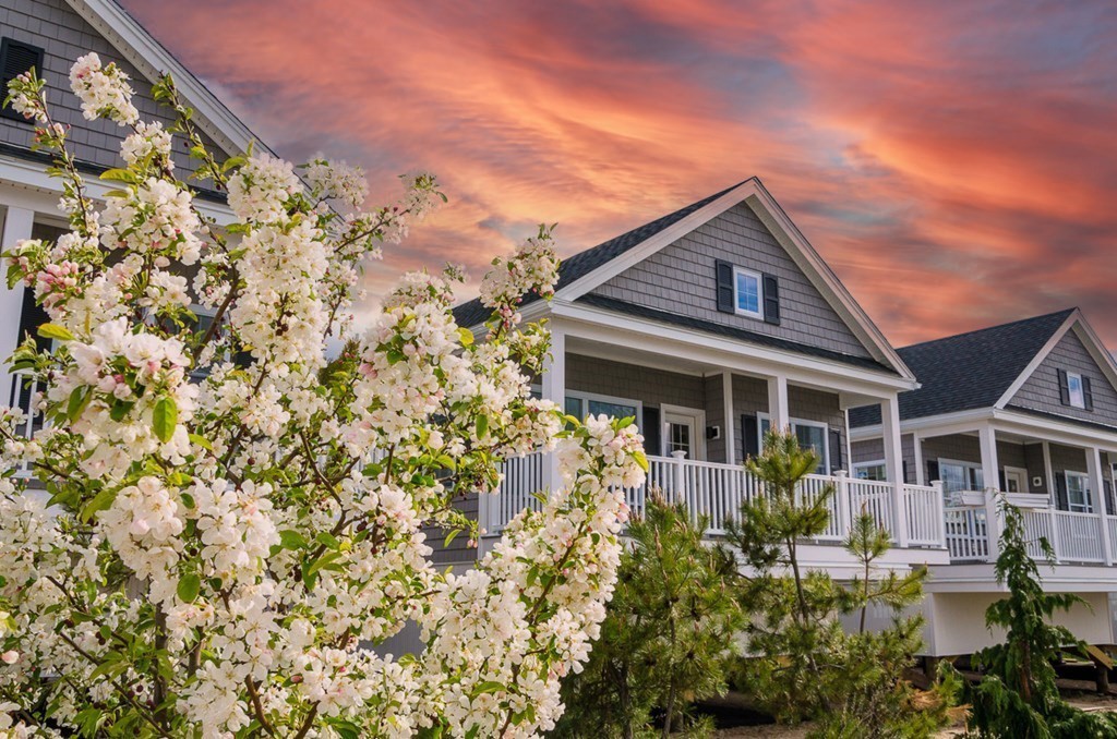 44 Railroad Ave Unit 6, Salisbury, MA 01952