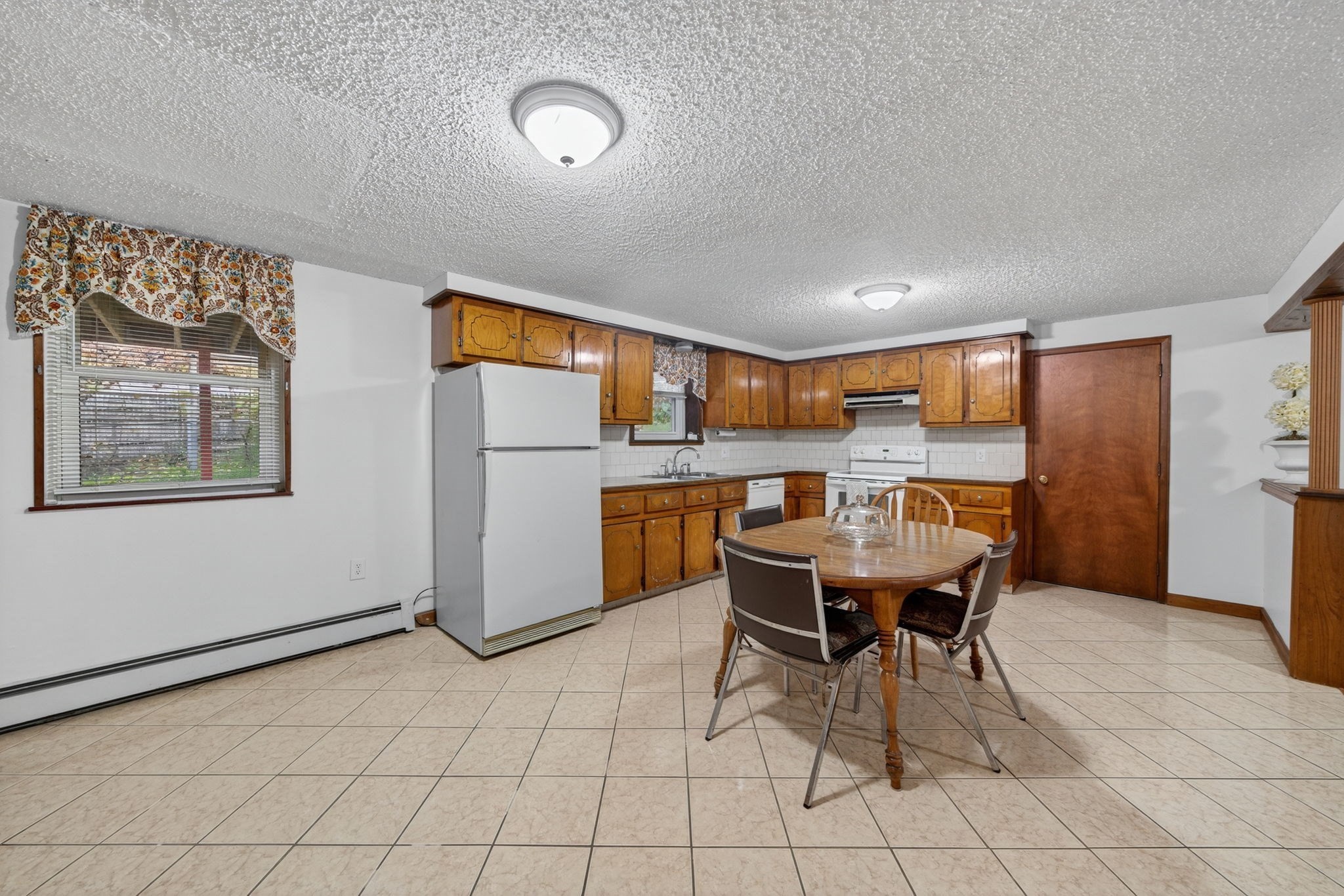 125 Angell St., Fall River, MA 02723 - Image 34