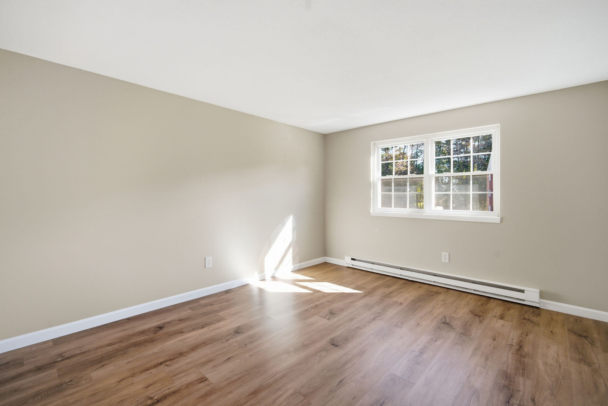15 Maple Crest Cir Unit D, Holyoke, MA 01040 - Image 12