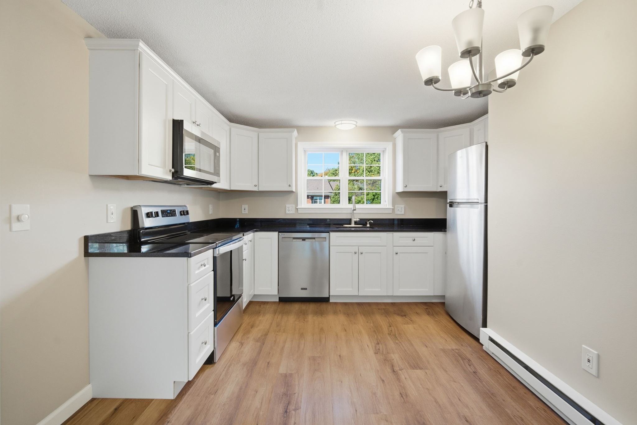 15 Maple Crest Cir Unit D, Holyoke, MA 01040 - Image 3