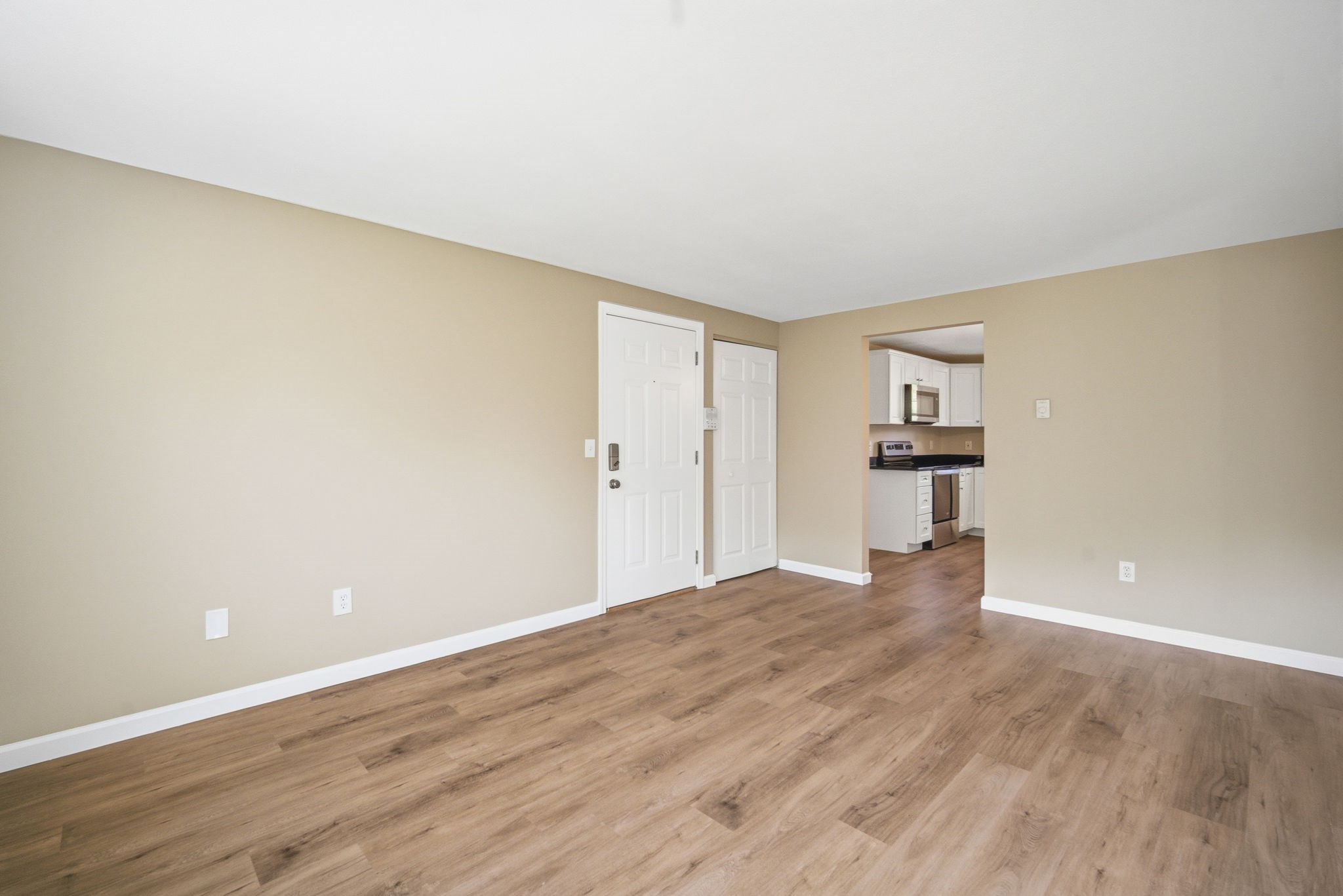 15 Maple Crest Cir Unit D, Holyoke, MA 01040 - Image 10