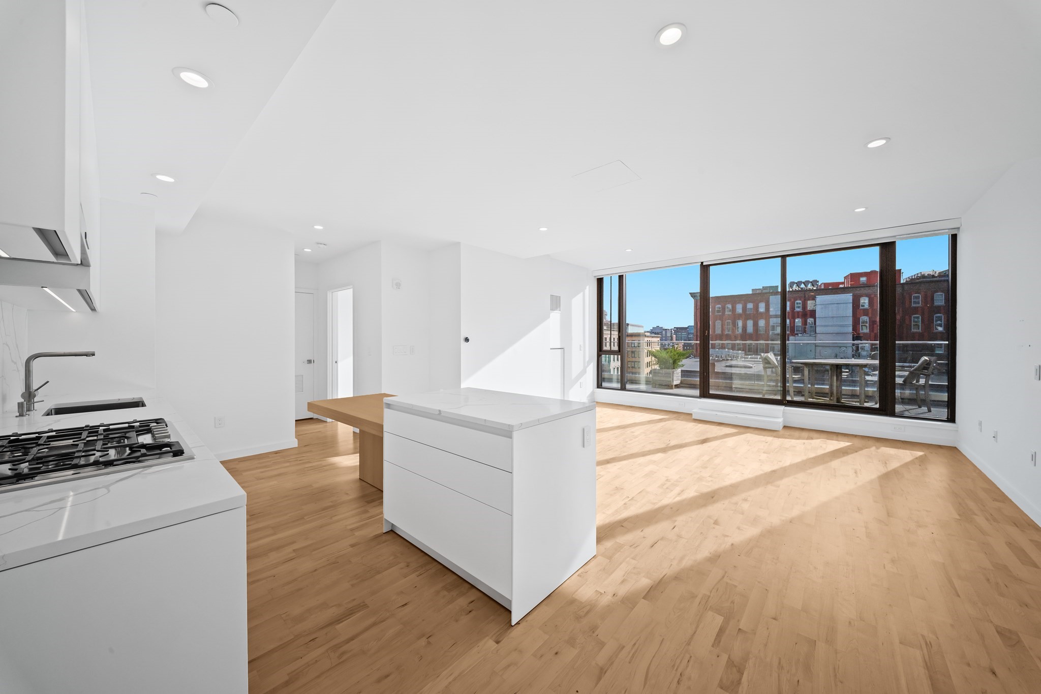 346 Congress Street Unit 703, Seaport, Boston, MA 02210